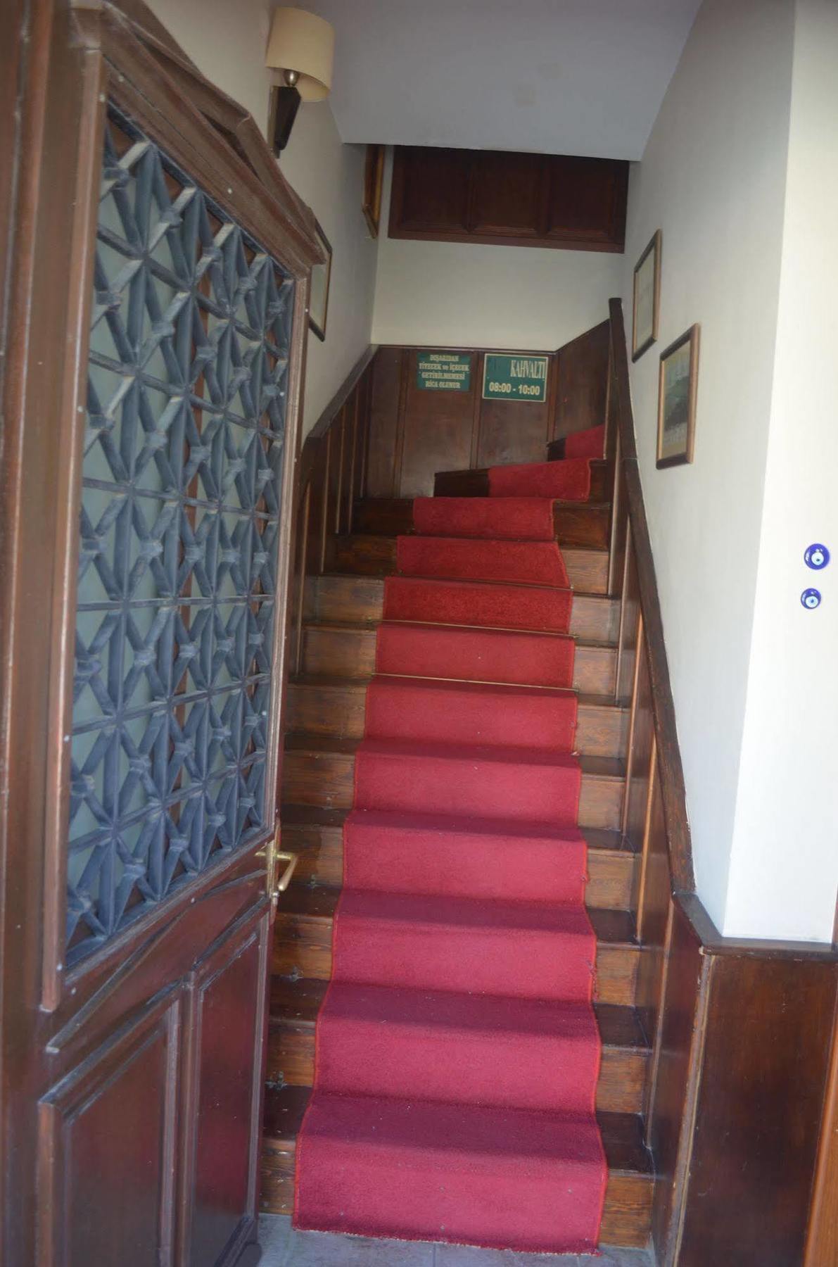 Silva Hotel Ayvalik Exterior photo
